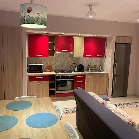 Igi Red Flat With Free Private Parking