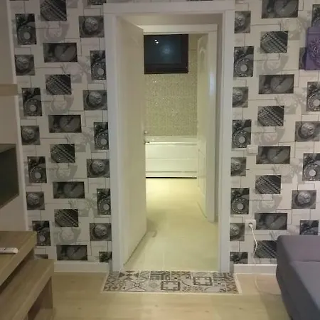 アパート Igi Red Flat With Free Private Parking クルージュ＝ナポカ