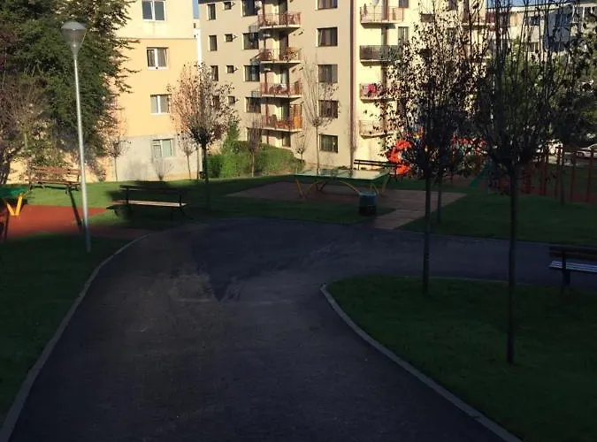 Igi Red Flat With Free Private Parking Daire Kaloşvar