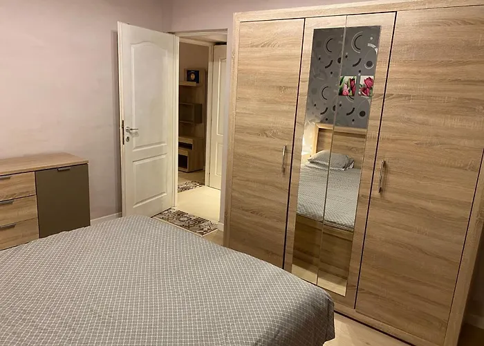 Apartament Igi Red Flat With Free Private Parking